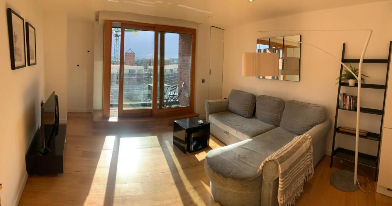 2 Bed Apartment In Granary Wharf Leeds Лідс Екстер'єр фото